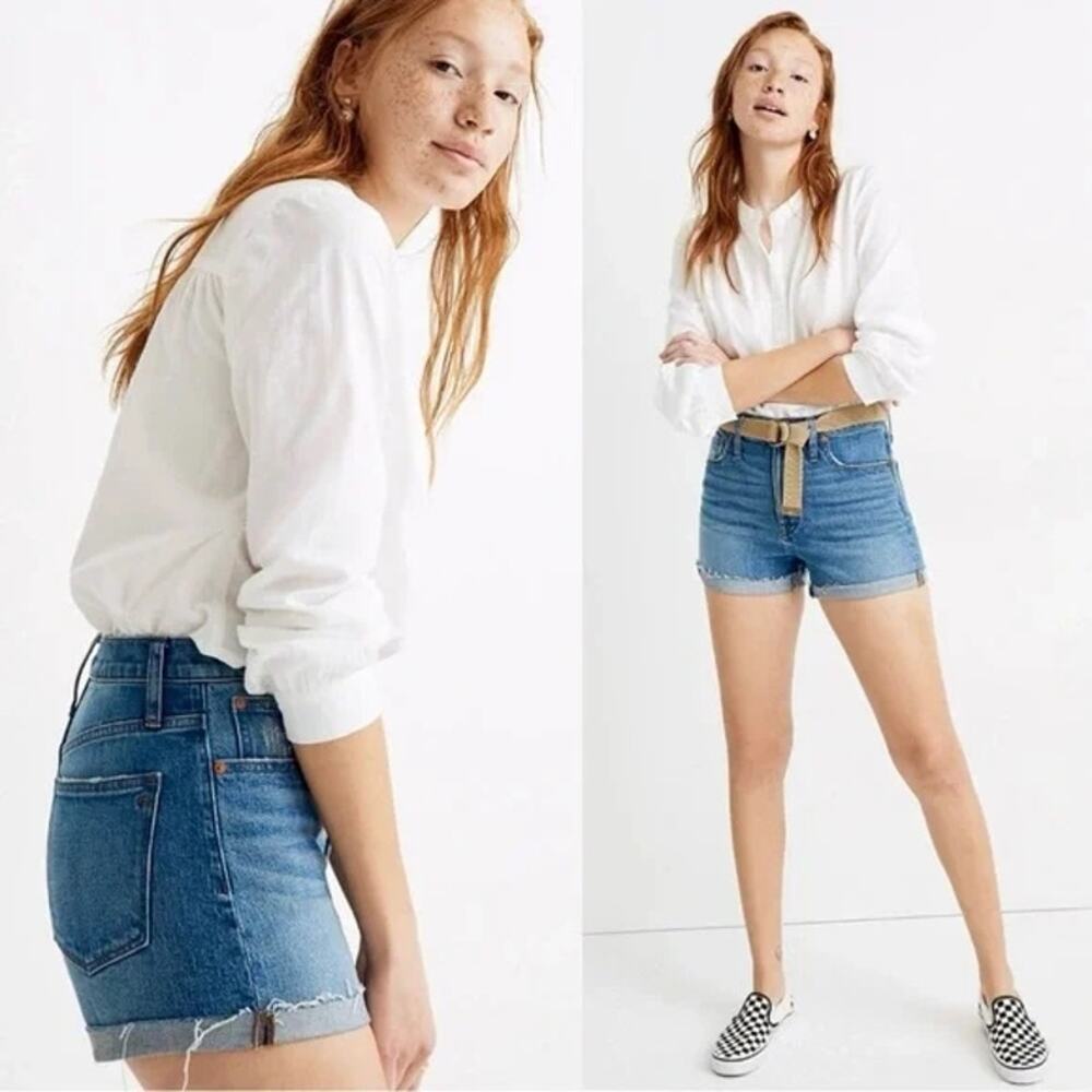 Madewell Women's High Rise Raw Hem Denim Shorts in Malden Wash Blue Size 32